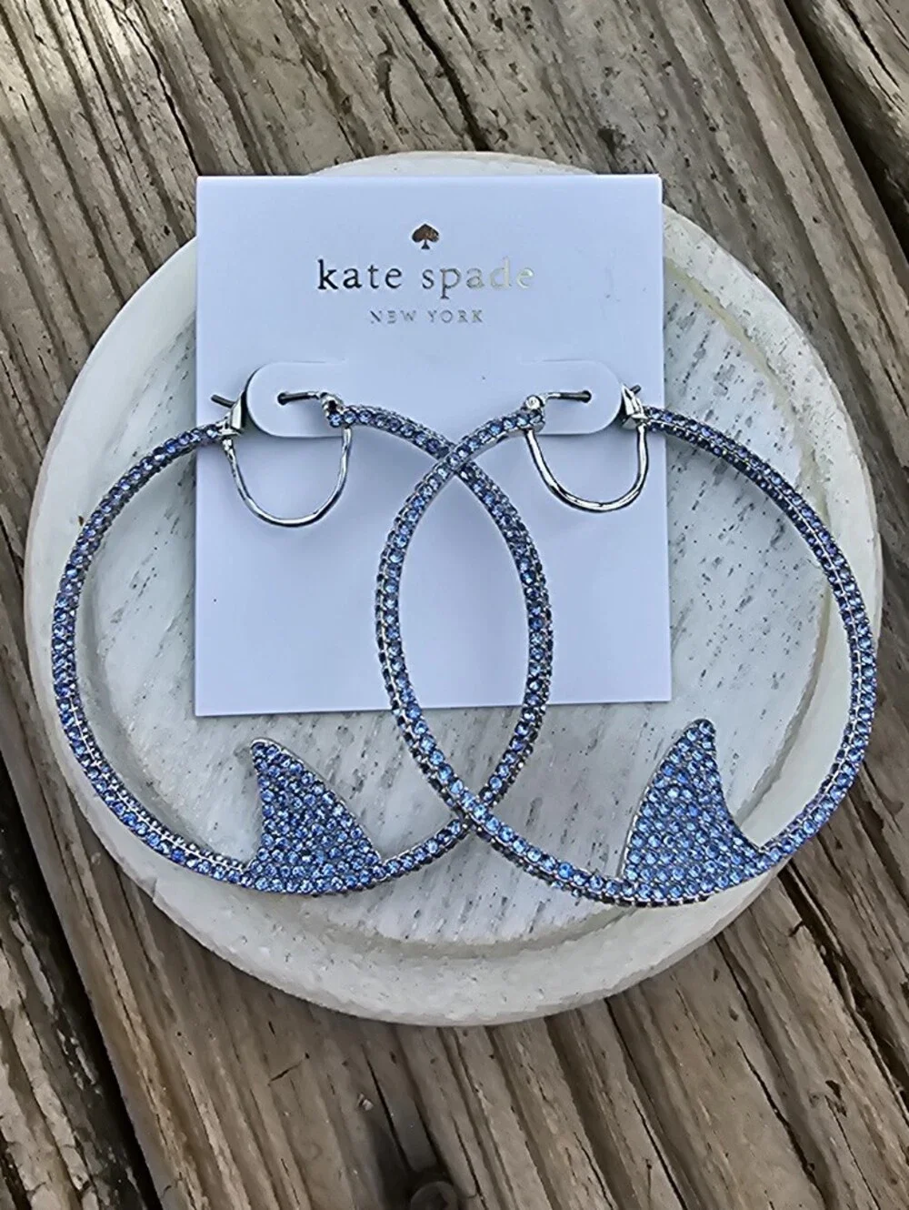 Kate Spade New York California Dreaming Shark Hoops